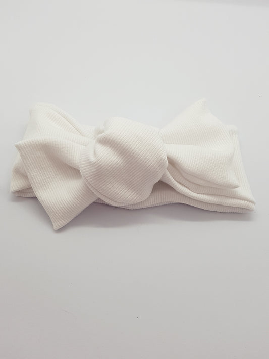 WHITE RIB KNIT TOP KNOT